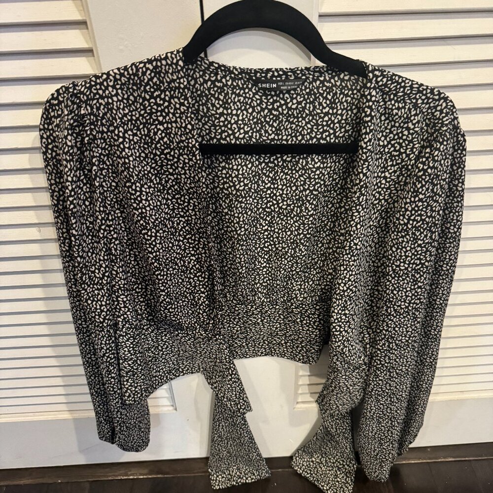 Women's Tie Shirt